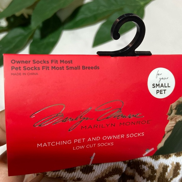 Marilyn Monroe Matching Pet & Owner Low cut Sock Set, Small Pet - Picture 9 of 16